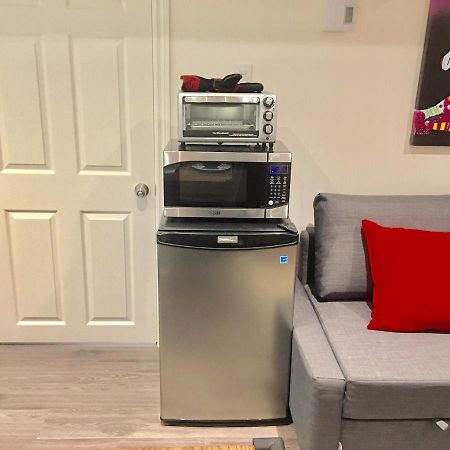 Luxury Bachelor Suite Pointe-Claire Kültér fotó
